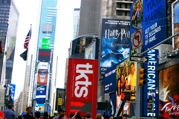 tkts-broadway-time-square 2